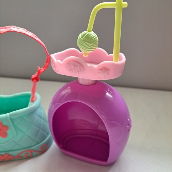 Littlest Pet Shop Blue & Pink Pet Carrier Purse Accessory &PURPLE PINK CAT TOWER - Picture 3 of 10